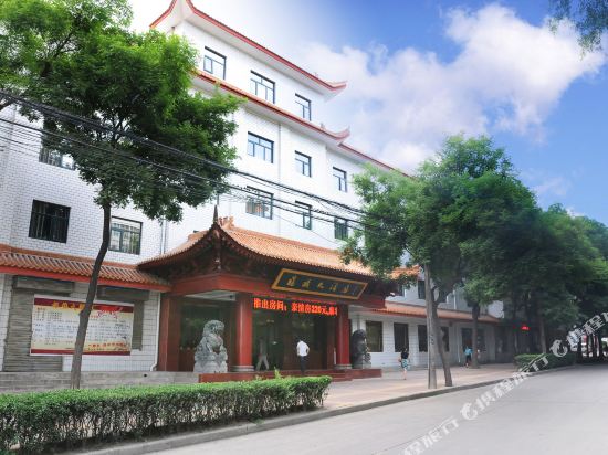 Fulou Hotel — hotel in Tongchuan