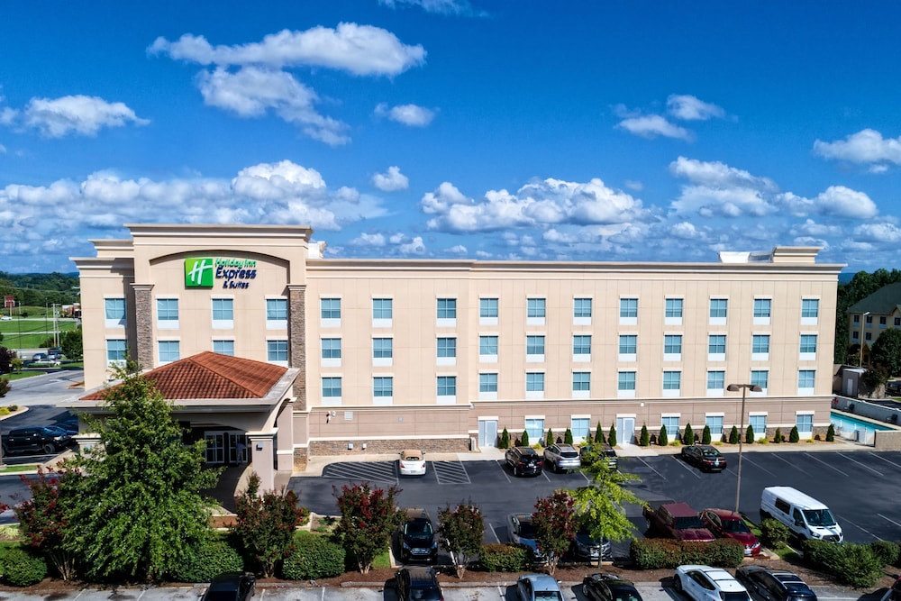 Holiday Inn Express Hotel & Suites Cookeville by IHG - carbon neutral hotel in Cookeville