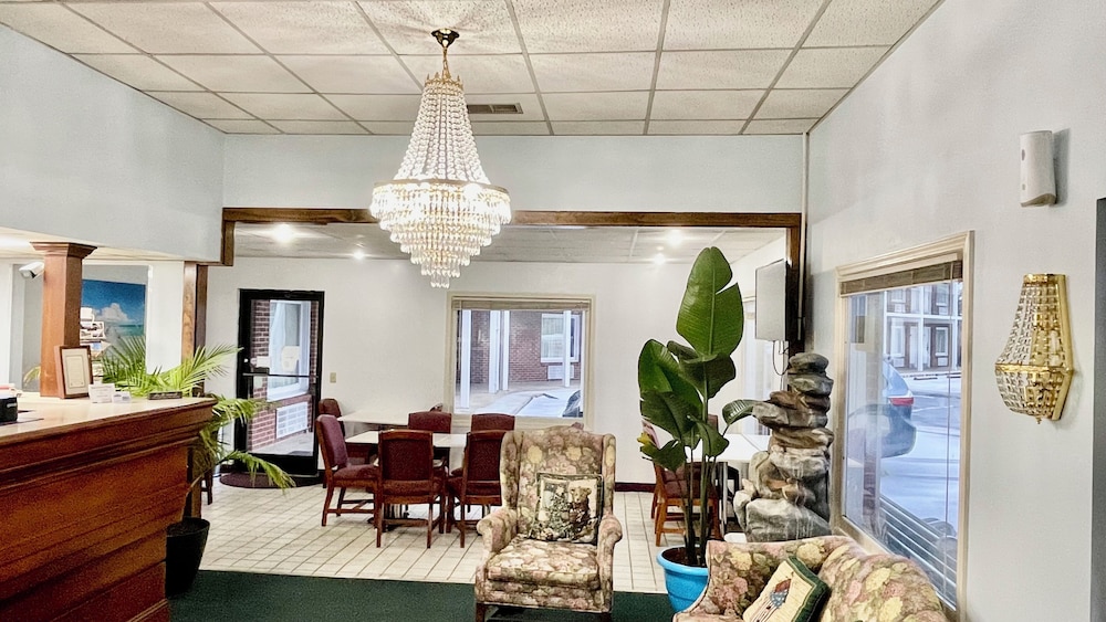 Hamilton Inn Jonesville NC - photo 35