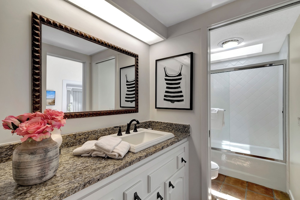 24 Audubon Pond at The Sea Pines Resort - photo 14