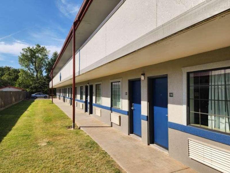 Motel6 Oklahoma City OK Frontier City - photo 6