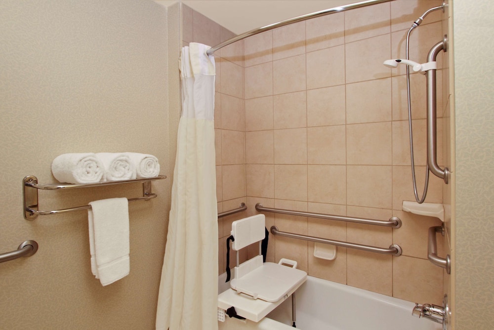 Hilton Garden Inn Beaumont TX - photo 19