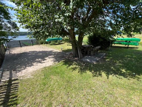 Apartament Aleksandra we Wielu z widokiem na jezioro — 4-Star Luxury Hotel in Karsin, Poland
