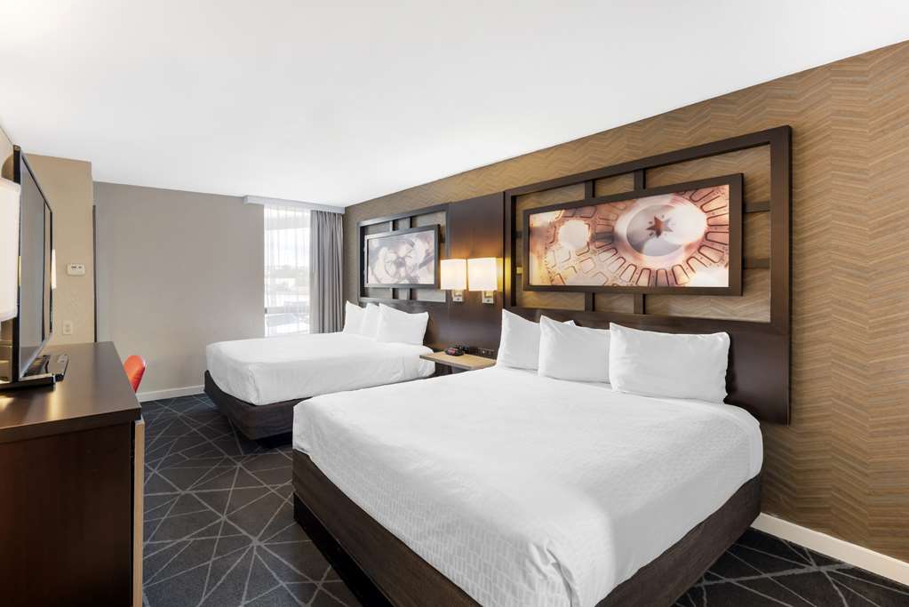 Best Western Plus Austin Central - photo 18