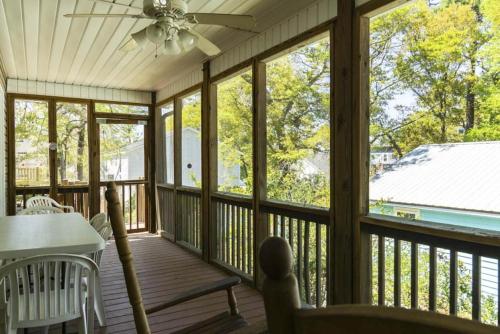 Island Delight by Oak Island Accommodations - photo 40