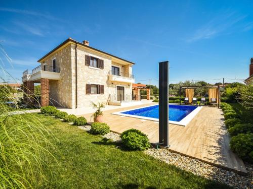 Holiday Home Korina by Interhome — 4-Star Luxury Hotel in Pridraga, Croatia