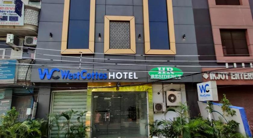 WEST COTTAS HOTEL Couples Family Corporate Favorite in Heart of Jalandhar