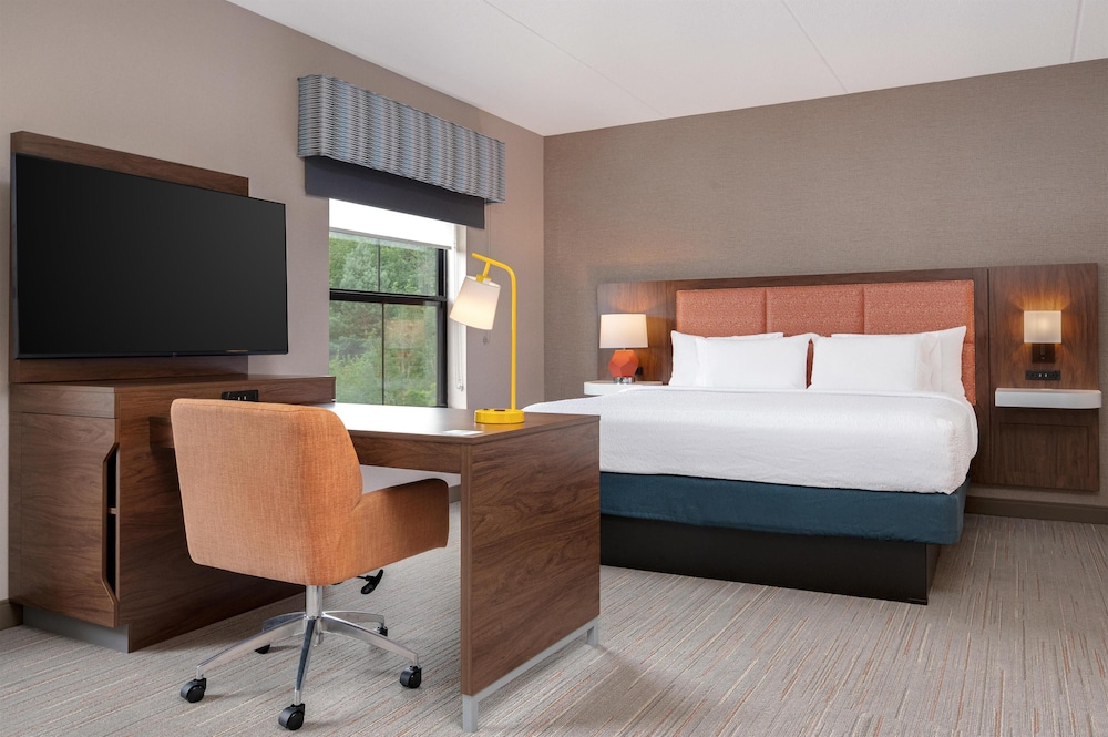 Hampton Inn & Suites Wilkes Barre Scranton - photo 14