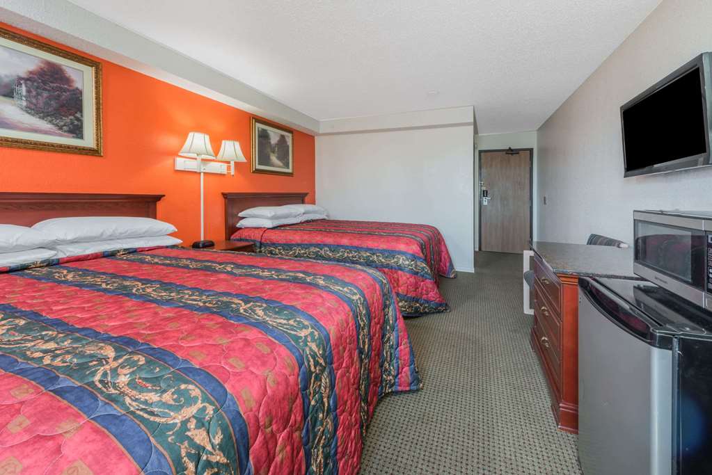 Knights Inn Ferguson MO - photo 13