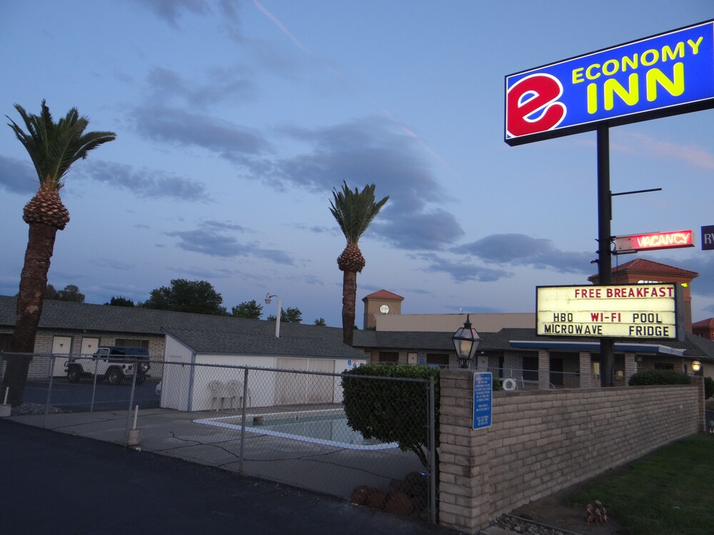 Economy Inn Corning - photo 21
