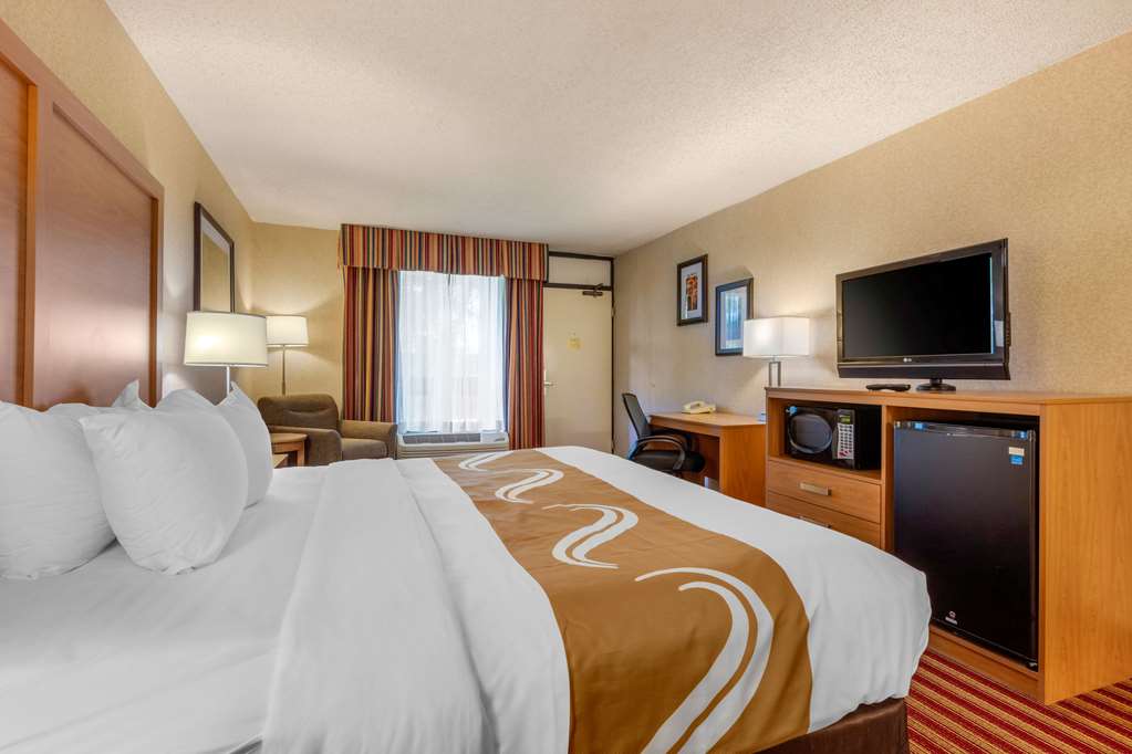 Quality Inn Exit 4 - photo 28