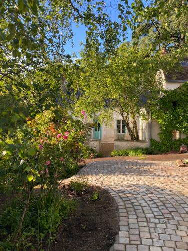 Clos Des Mesanges - carbon neutral hotel in Unknown City