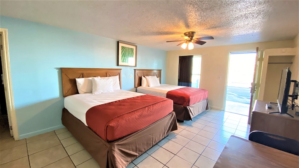 OYO Hotel Rockport Bay View - photo 9