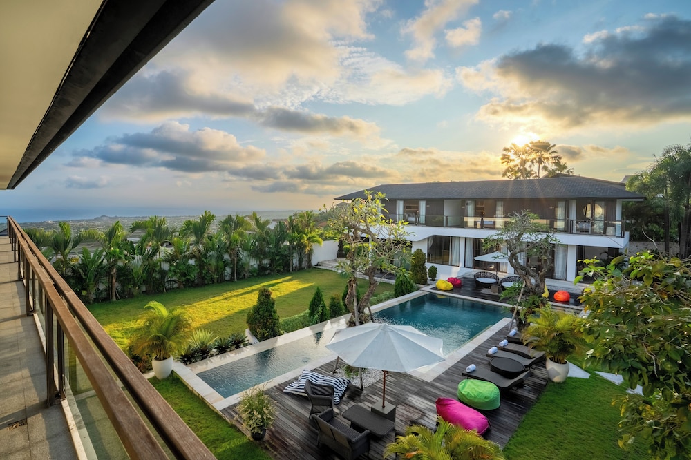 Mahameru Uluwatu in Pecatu, Indonesia