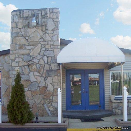 Economy Inn West Chester - photo 6