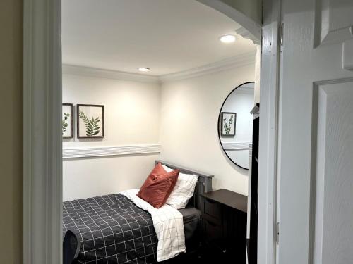 6 A Diamond in Yonkers NY — hotel in Yonkers