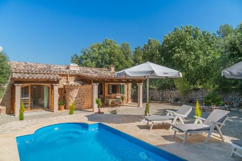 Finca Sa Casa Nova — 4-Star Luxury Hotel in Lloret De Vistalegre, Spain