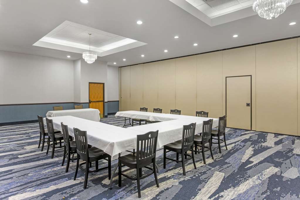 Comfort Suites Ogden Conference Center - photo 48