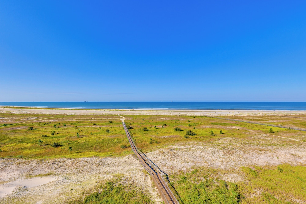 Dauphin Island Top floor Condo w Resort Perks - photo 14