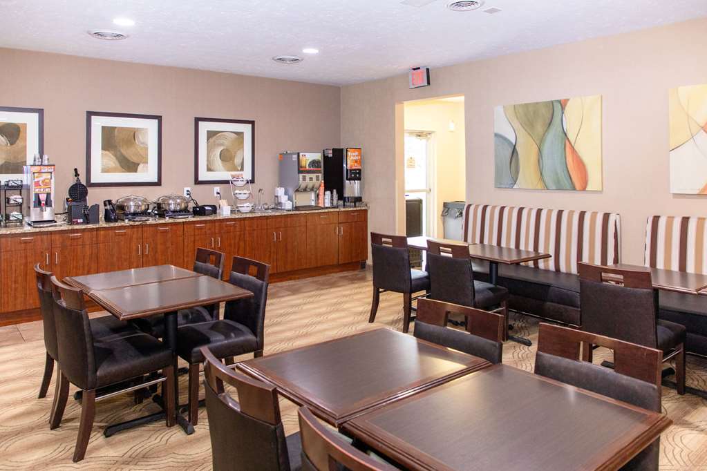 MainStay Suites Fargo I 94 Medical Center - photo 38