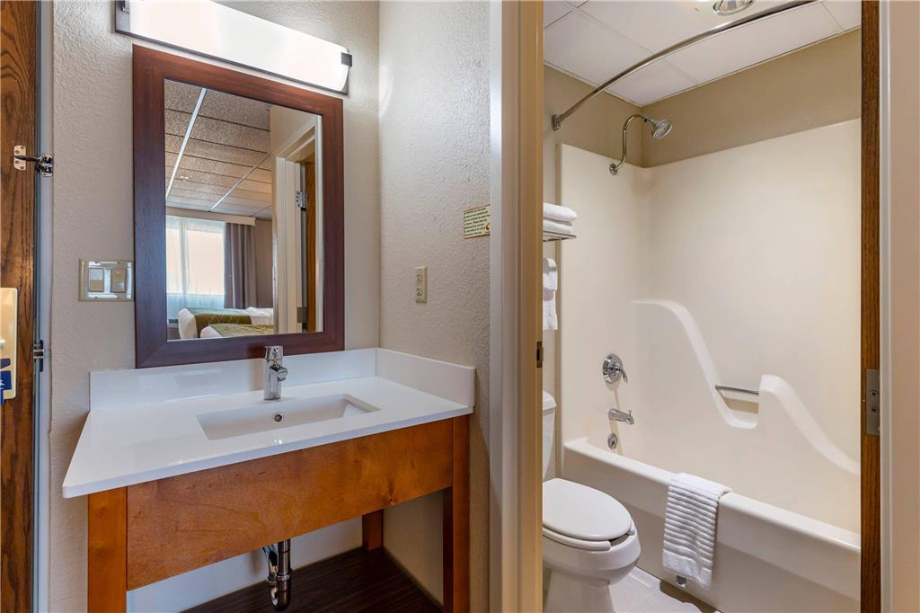 Comfort Inn & Suites Gateway to Glacier National Park - photo 12