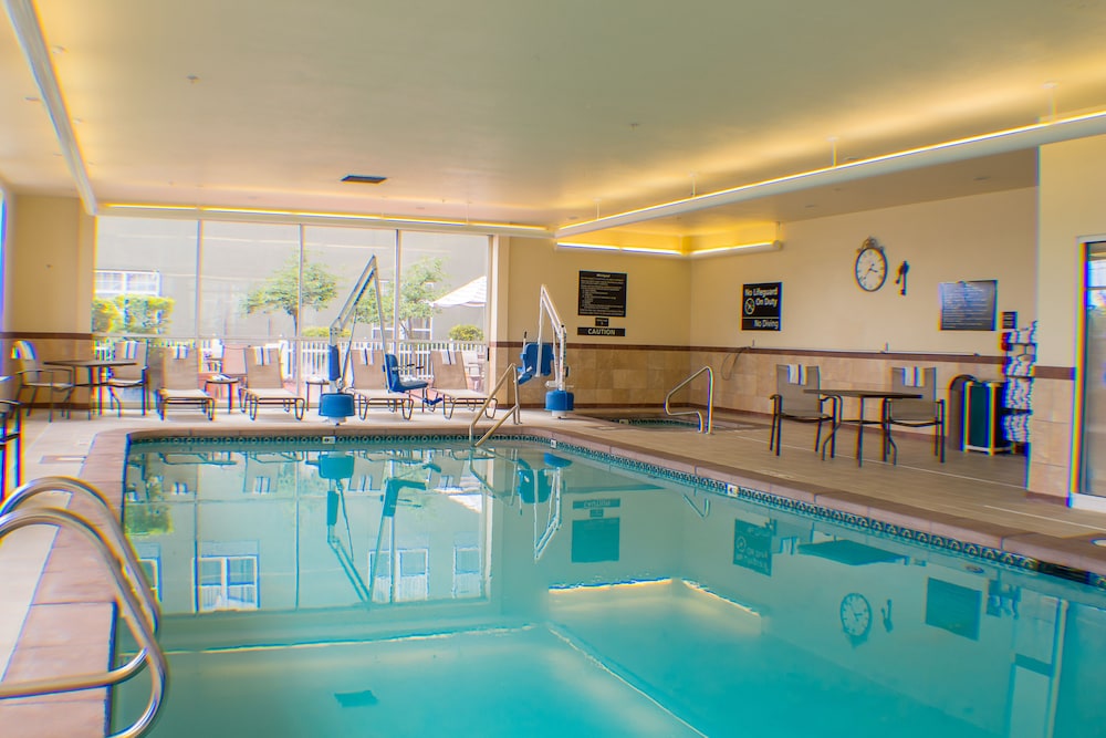 Hampton Inn & Suites Orem - photo 36