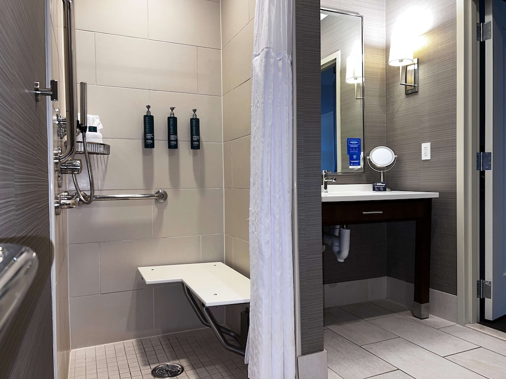 Doubletree By Hilton Reading - photo 45
