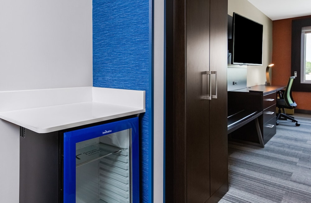 Holiday Inn Express & Suites Sanford Lake Mary by IHG - photo 16