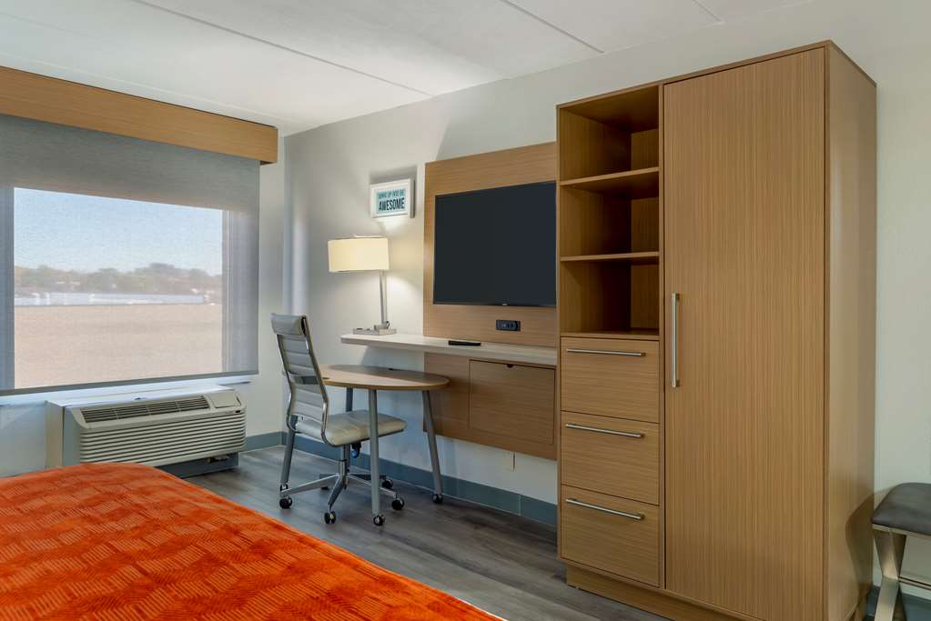 Best Western PLUS Executive Hotel - photo 13