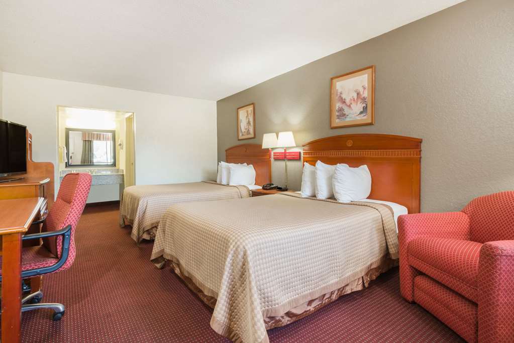 Days Inn by Wyndham Paintsville - photo 11