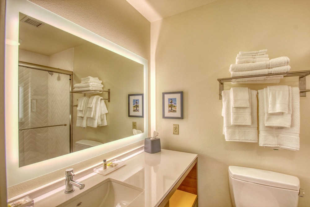 Holiday Inn Appleton by IHG - photo 17