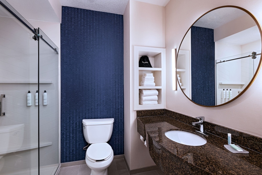 Fairfield Inn & Suites Hillsboro - photo 11
