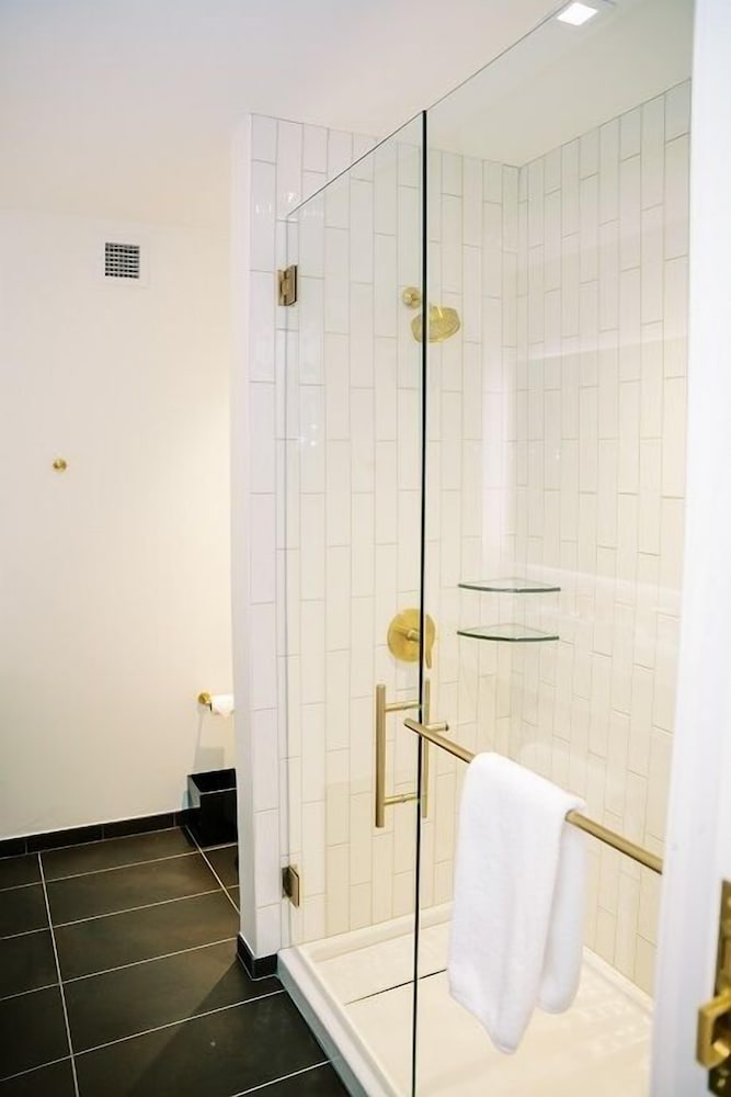Hotel Covington Cincinnati Riverfront - photo 80