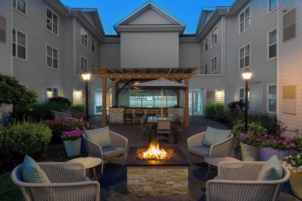 Homewood Suites by Hilton Buffalo Airport - photo 42