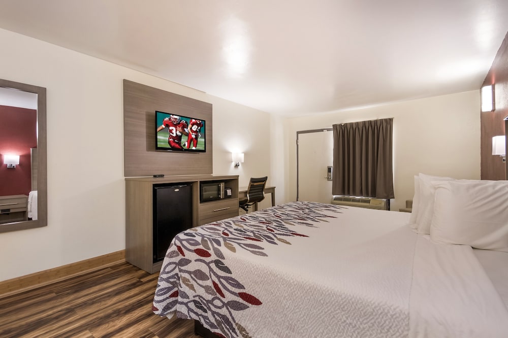 Red Roof Inn Crestview - photo 11