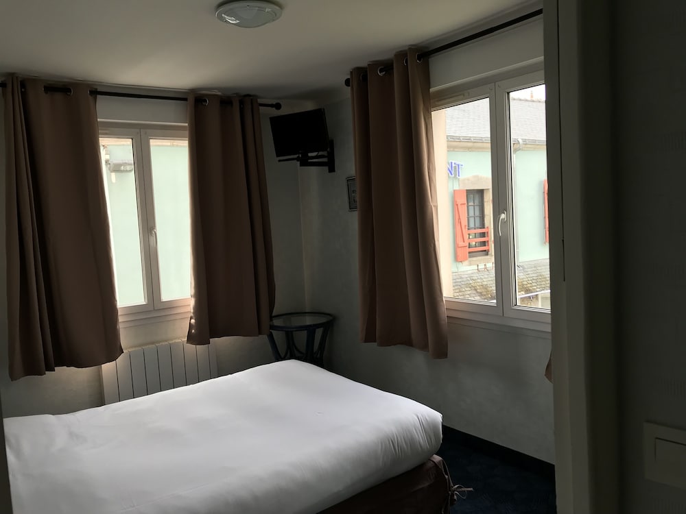 Hotel Des Iles — Theix