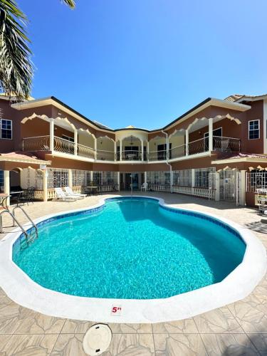 Ocean Sight Villa — 4-Star Luxury Hotel in Montego Bay, Jamaica