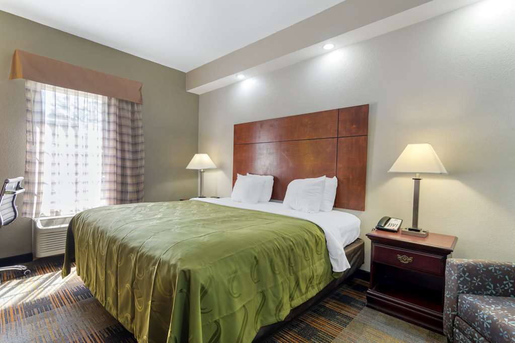 Quality Inn Newnan Atlanta South - photo 13