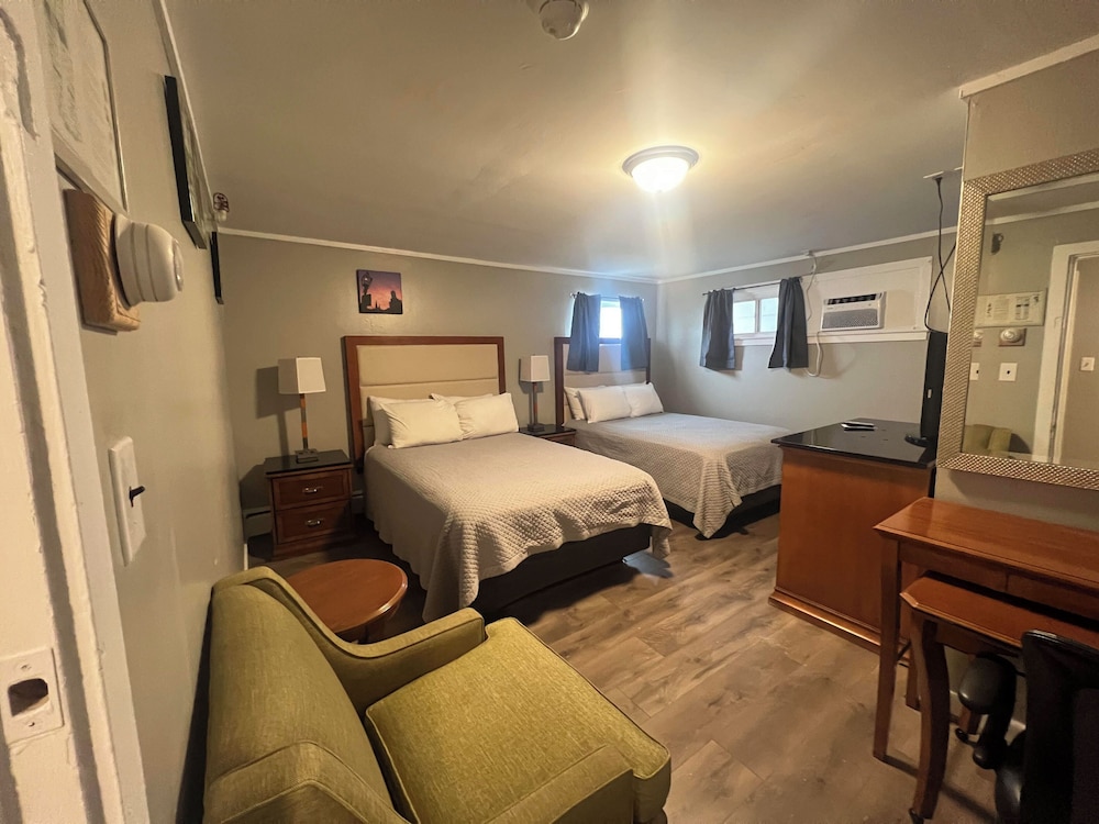 Vacationland Inn & Suites - photo 7