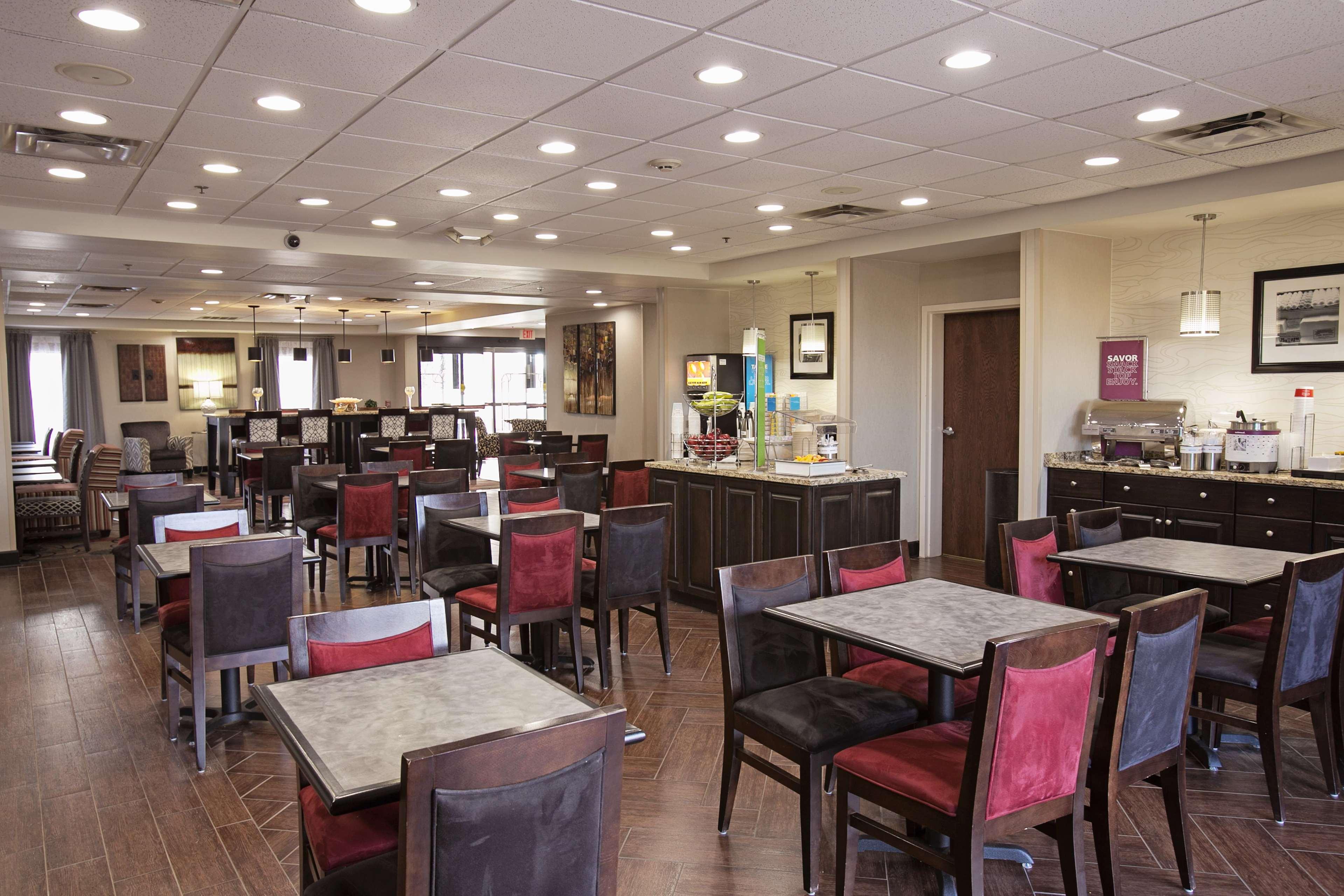 Hampton Inn Moultrie - photo 27