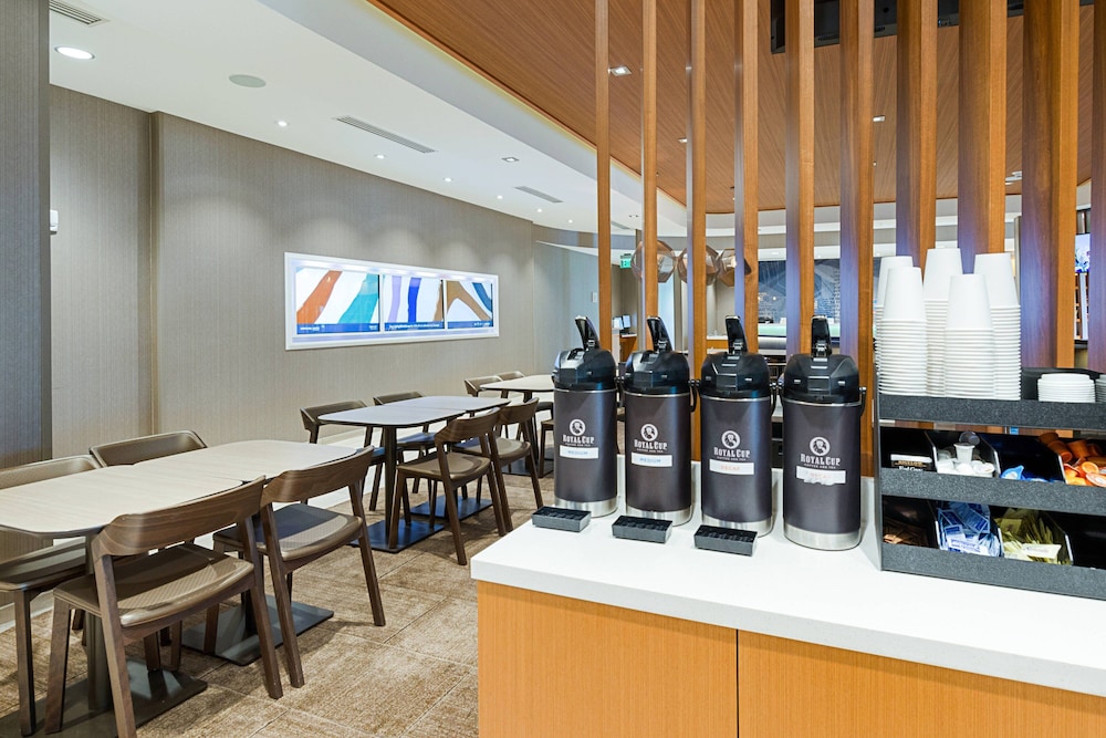 SpringHill Suites by Marriott Charleston Airport & Convention Center - photo 67