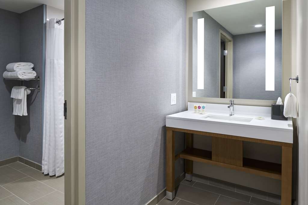 Hyatt Place Wilmington Riverfront - photo 11