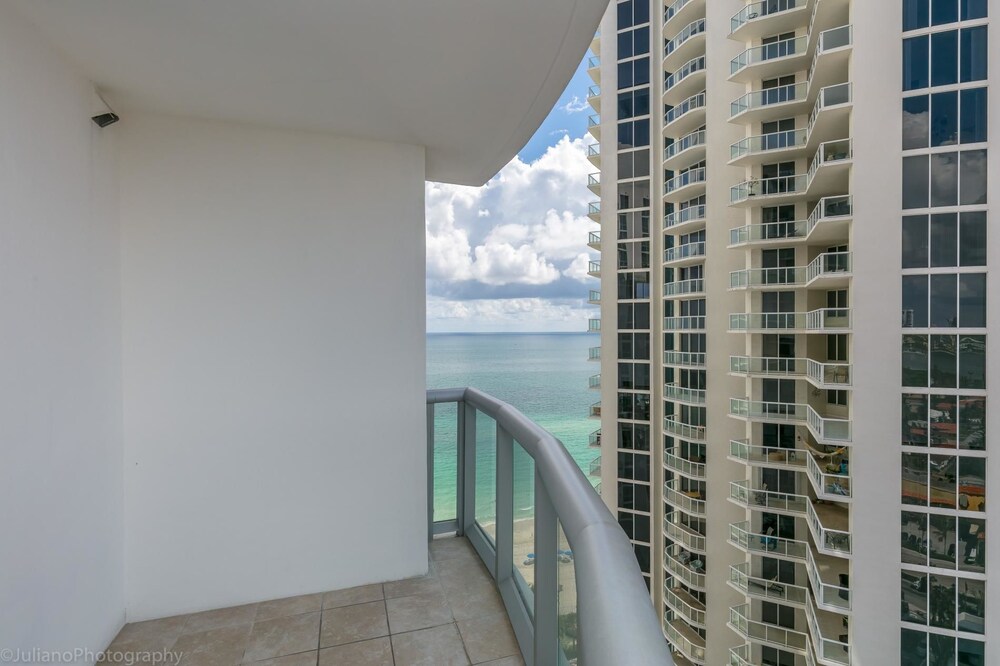 Marenas Resort Condos by Ammos VR - photo 22