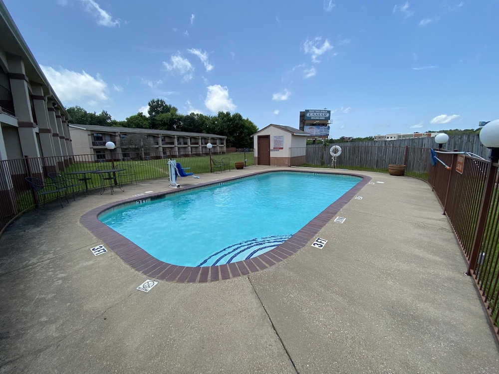 Apple Tree Inn Tyler Lindale - photo 18
