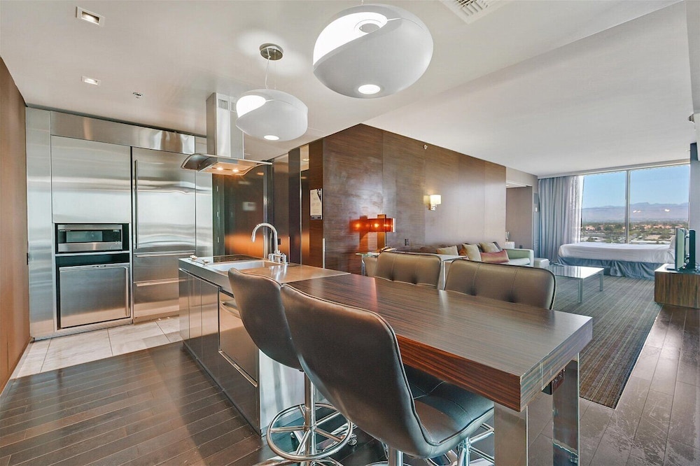 Palms Place Vacation Suites Collection - photo 21