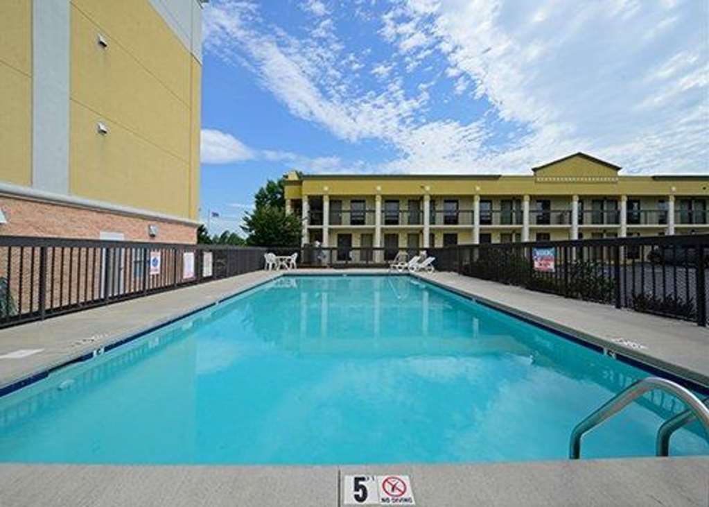Quality Inn & Suites Mooresville Lake Norman - photo 25