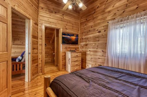 A View From Above Spacious Smoky Mountain Getaway Perfect for Families & Groups - photo 28