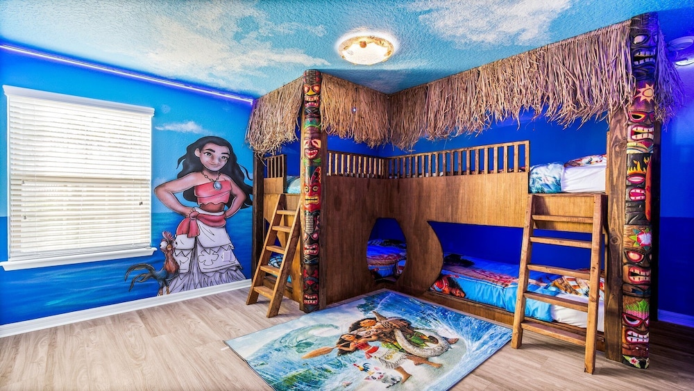 Family friendly Oasis With Game Room & Pool - featured photo