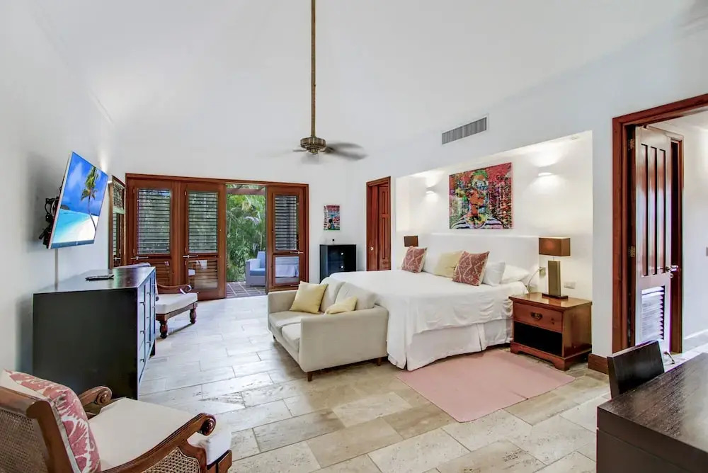 Gorgeous villa at Casa de Campo with large pool cook maid and 2 golf carts — 4-Star Luxury Hotel in La Romana, Dominican Republic