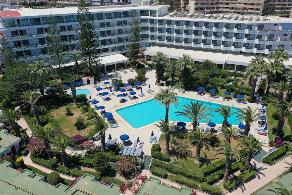 Blue Horizon - carbon neutral hotel in Rodos